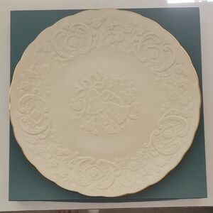 LENOX Cream Marriage Plate with Gold Rim Accent (New With Box)